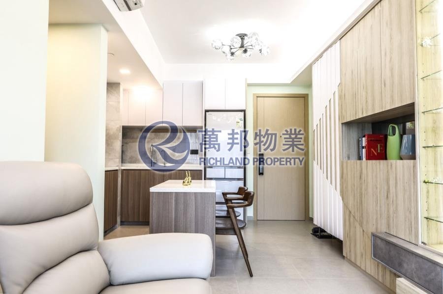 天鑽 THE REGENT 中層