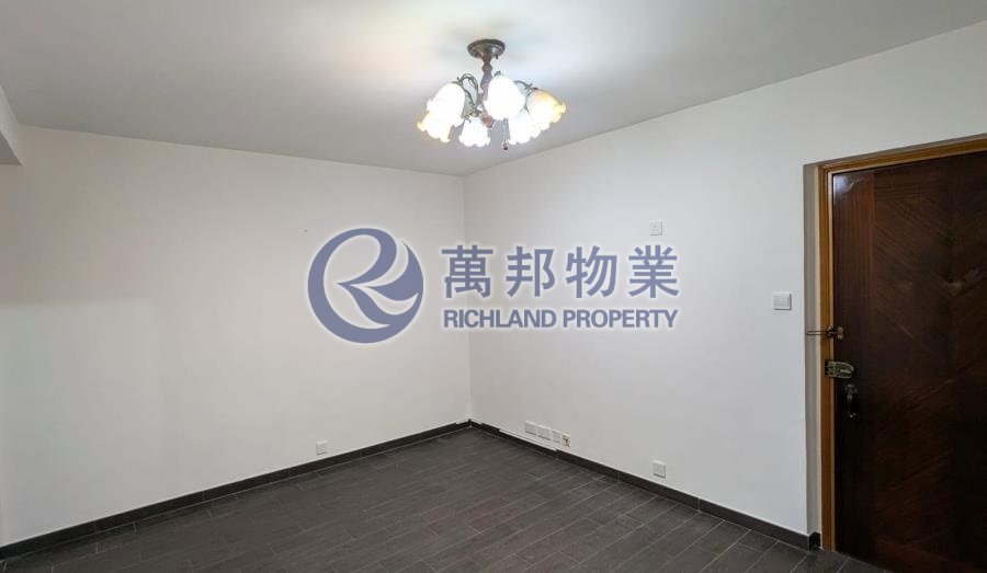 新興花園 SUN HING GDN 中層