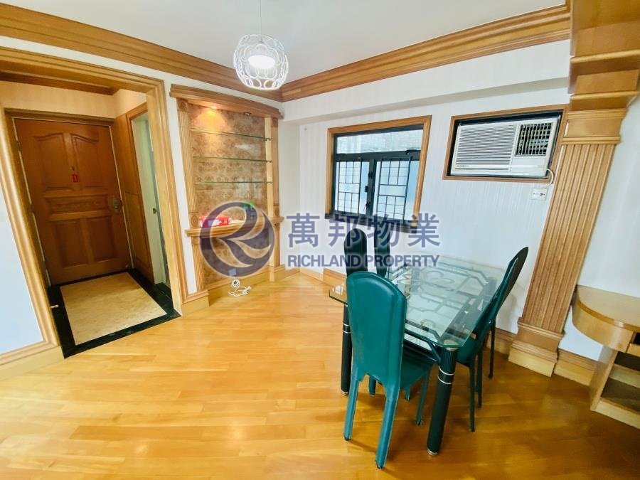 麗湖閣 LAGOON COURT 高層