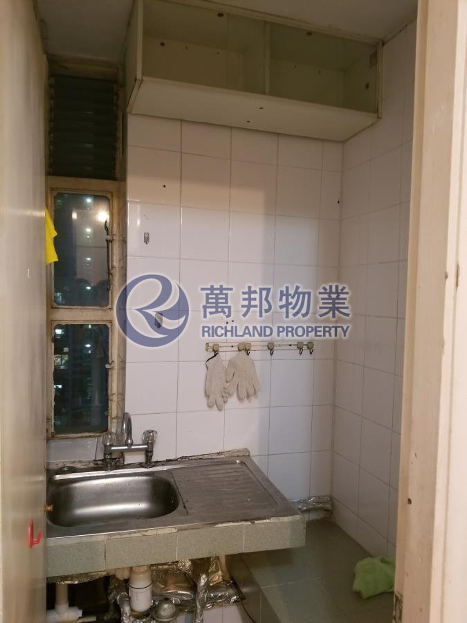 運頭塘村 WAN TAU TONG ESTATE 中層