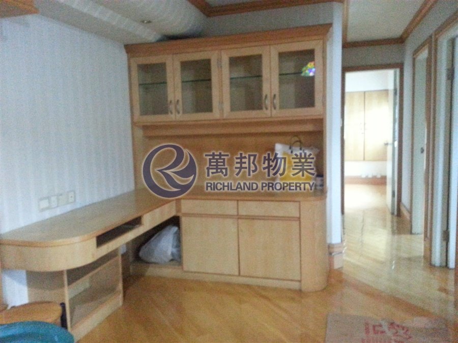 麗湖閣 LAGOON COURT 高層