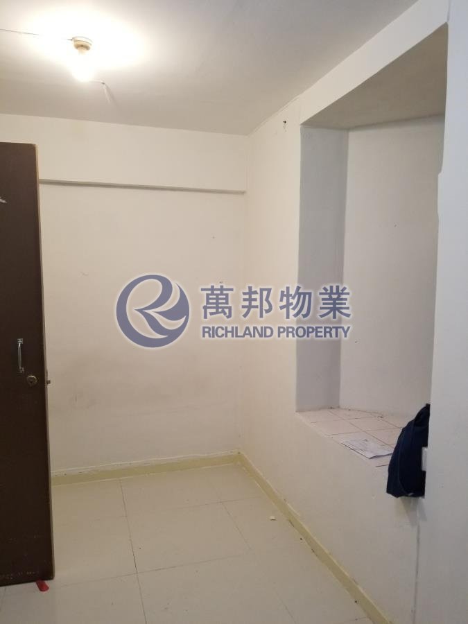 運頭塘村 WAN TAU TONG ESTATE 中層