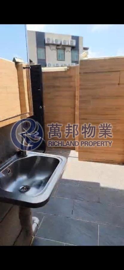 新屋家村3 ROOM SAN UK KA TSUEN 低層