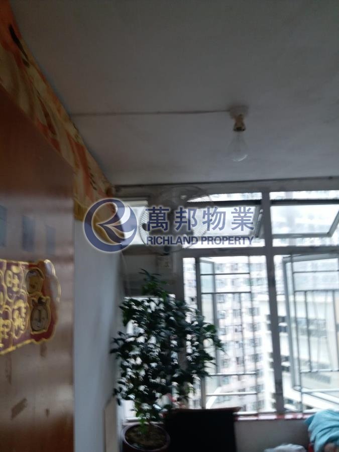 富亨村 FU HENG EST 中層 - 萬邦物業 - 大埔地產代理
