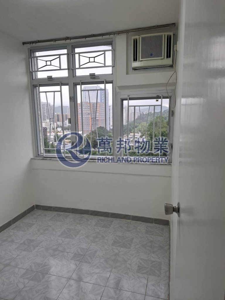 頌雅苑 CHUNG NGA COURT 中層 - 萬邦物業 - 大埔地產代理