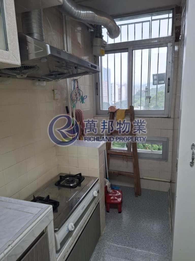 頌雅苑 CHUNG NGA COURT 中層 - 萬邦物業 - 大埔地產代理