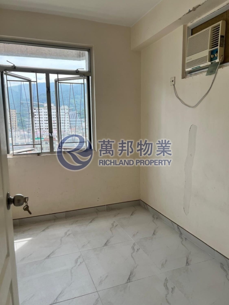 寶湖花園 PLOVER COVE GDN 中層 - 萬邦物業 - 大埔地產代理