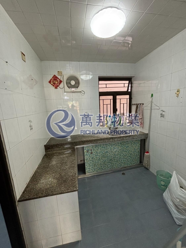 舊泮涌村 PAN CHUNG TSUEN 低層 - 萬邦物業 - 大埔地產代理